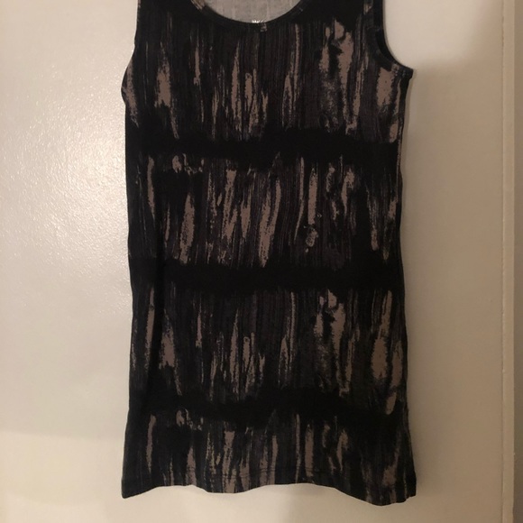 Tank top - Picture 3 of 3